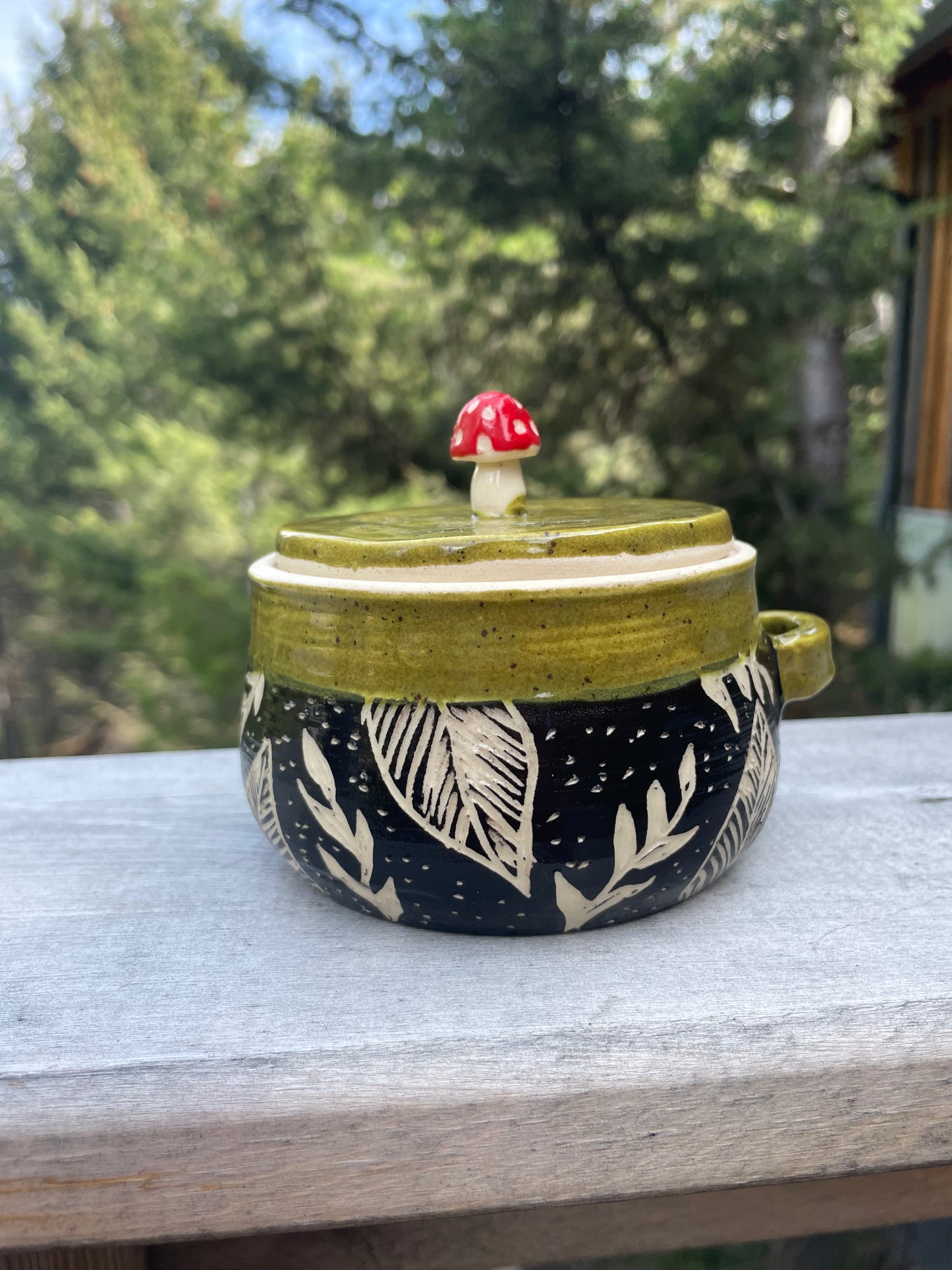 Mushroom Sugar Dish
